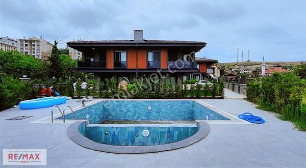 Remax Anka'dan Ahmetli Köyiçi Villalarında Satılık 3+1 Villa