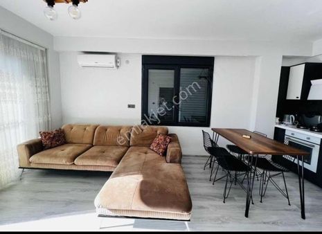 Dostlardan Altınovada Eşyalı Satılık 1+1 Daire