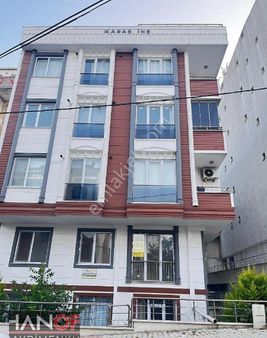 Beylikdüzü Yakuplu Da 2+1 3.yıllık Bına Ara Kat Satılık Daire
