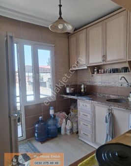 Karabağlar'da Merkezi Konum 2+1 Kapalı Mutfak Satılık Daire