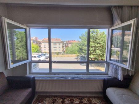 Antares & Şehir Hast.mevkii Cadde Üzeri 1.kat Konumunda 3+1 Balkonlu Güney Cephe Kaçmaz