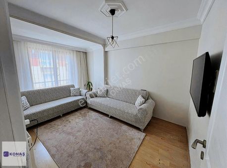 Konaştan Esenyurt Meydanda Satılık 2+1 Daire