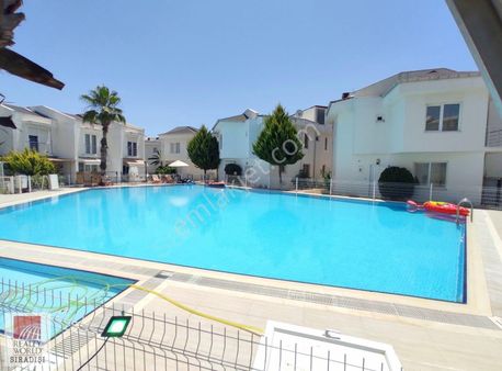 Havuz Başında Villa Almak İster Misiniz ?