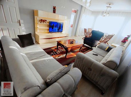 Ayrı Mutfaklı 40 Lık Yola Yakın Güney 160 M2 3+1 Daire