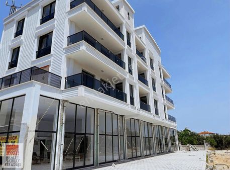 Antalya Aksu'da Cadde Üzerinde Satılık Dükkan