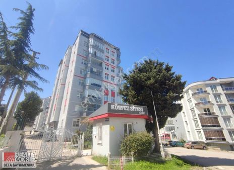 Körfez Sitesi'nde 300m2 Dubleks+teraslı Full Manzaralı 4+1