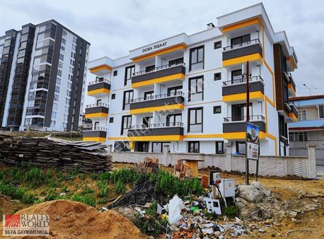 Rw-beta Toplu Konut Bulv. Deniz Manzaralı 1+1 Satılık Daire.