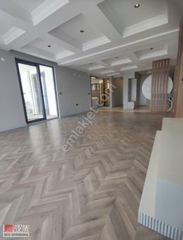 Rw Beta H/g'den Doğumak Tower Alanlı'da Deniz Manz. 3+1 Daireler