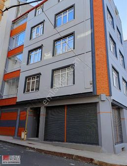 Rw.beta Metin Akgül Yenidoganda 4 Katlı Komple Bina Satılık