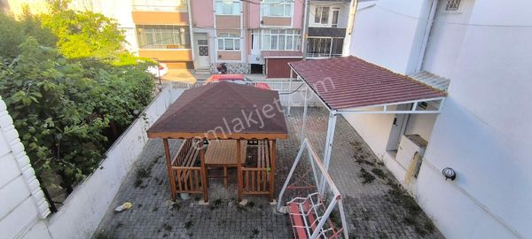 Emrah Emlak Tan Mevlana Mah Müstakil 3 Katlı Ev