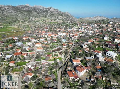Joker: Marmaris Taşlıca İçinde Yıkık Ev Bulunan Satılık Tarla