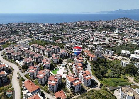 Satılık - Değirmendere Mahallesi Güzellikiçi Sitesi 3 Oda 1 Salon Daire...