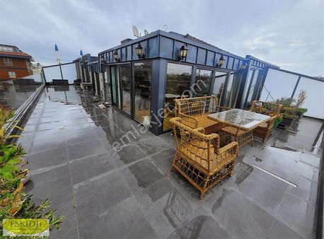 Yüksek Tavanlı Geniş Teraslı Dubleks- 3+2 315m2 K.otoparklı