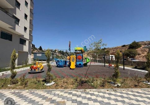 Çukurova Hasarsız Sıfır 3+1+g Odalı K.mutfak Esentepe Satılık Daire