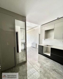 Kuyulukta 2. Çevre Yolu Yanı 3+1 200m2 Teraslı Lüx Daire