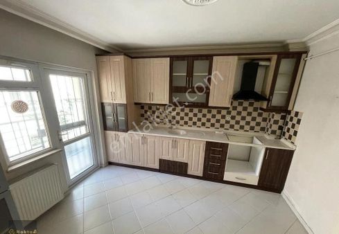 Ahi Mesut Bulvarında Süvari Mahallesinde 3+1//130m2 Asansörlü