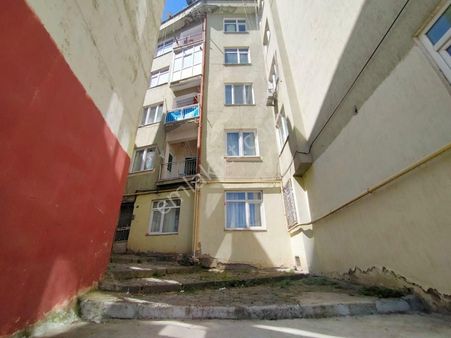 Vadi Emlak'tan Alipaşa Mahallesinde Satılık 2+1 Daire