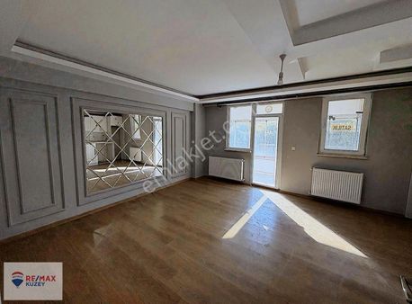 Ebeveyn Banyolu Satılık Keyifli 2+1 Daire