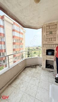 Deniz Manzaralı Havuzlu Site İçerisinde Eşyalı Satılık Daire