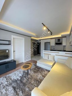 Aratol İstiklalde Satılık 1+1