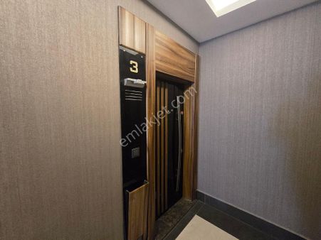 Çevre Yolu Üzerinde Köşebaşı Kiralık 2+0 Geniş Ofis