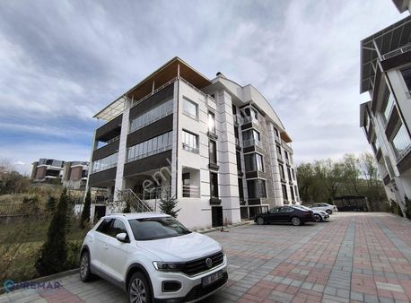 Van Edremitte Site İçi / Giriş Kat / 4+1 / 220 M² Lüks Daire