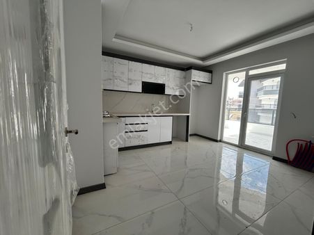 Mustafa Kemal Mahallesin'de Ara Kat 3+1 Oturuma Hazır Daire