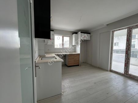 29 Ekim Mahallesin'de Ara Kat Geniş Park Cepheli Daire