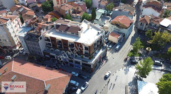 Re/max Mıd'den Paşa Camısı Karşısı 554 M2 Kıralık Dükkan