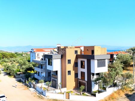 ▶ ▶ Akçay Körfez'den ''hayalinizdeki +asansörlü+ Villa Sizi Bekliyor!''