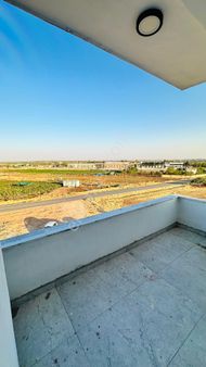 Ata Gayrimenkul'den Eski Devlet Hastanesi Arkasıında Sıfır 2+1