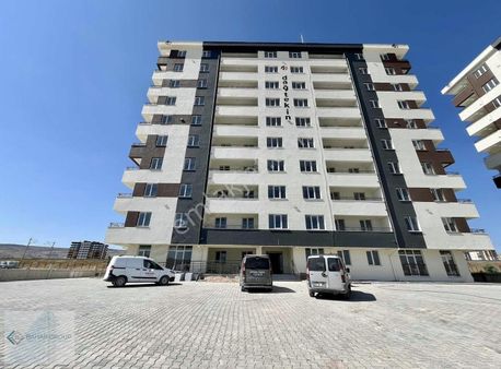 Camikebir Mah 2+1 Güney Cephe Ara Kat Satılık Lüks Daire