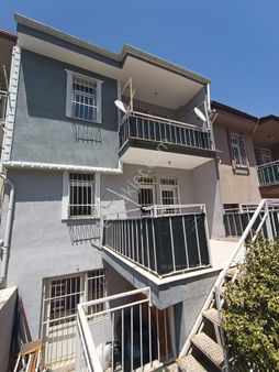 Batıkent Kardelen Mah.cadde Üzeri 3 Katlı 5+1 Satılık Müstakil