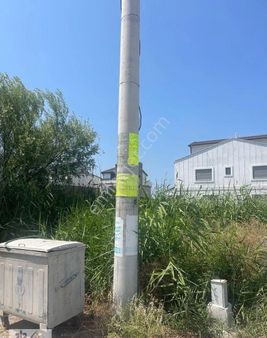 Urla Atatürk Mahallesi Nde Ayrık Nizam Çift Parsel