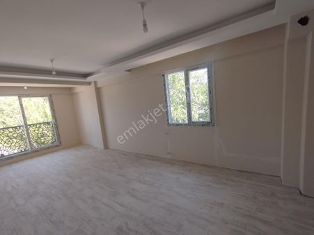 İzmir Bergama Atatürk Mah. Satılık Daire