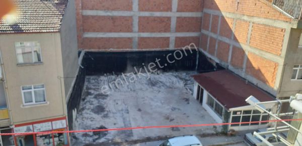Emniyetin Karşı Sokağında 281m2 17mcepheli İmarlı Kentsele Uygn