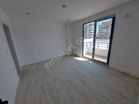 Anamur İskele Mahallesinde Yunuslu Kavşakta A 101 Üstü 2+1 Satılık Sıfır Daire