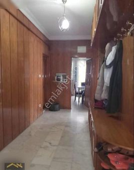 Denizköşklerde 3.kat 3+1 160 M2 3 Balkonlu