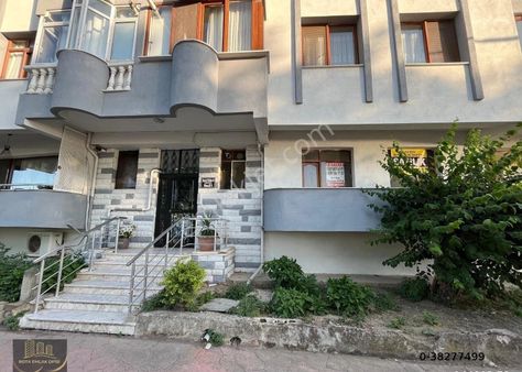 Karamürsel’in En Güzel Noktasında 2+1 Yalı Dairesi