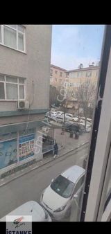 Fatih Çapa Yakını Satılık Acık Otoparklı Ara Kat Daire 3+1.//110.000$