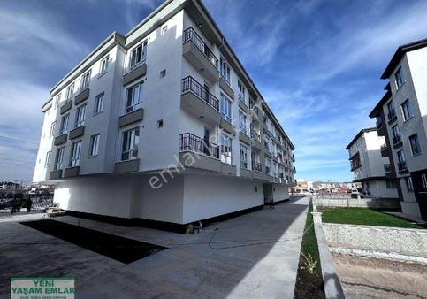 Selçuklu Mahallesinde Fen Lisesi Yanında Satılık Sıfır 1+1 Daire