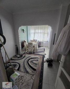 Fatih Fındıkzade Çukurbostan Yakını Satılık Lüks Ara Kat Daire 1+l Salon Kombili Balkonlu