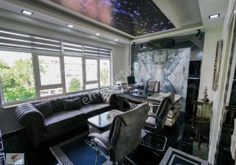 İstanbul Fatih Akdeniz Caddesi En Lüks 140 Metrelik Net 3+1.asansörlü Kelepir Daire İşyeri Ancak