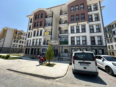 Salim Group Emlaktan Çetınkaya Tokilerde Giriş Bölümü 3+1 Daire