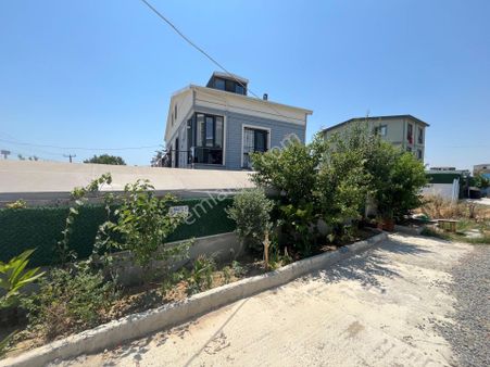 Ata Gayrimenkul'den Kış Bahçeli Havuzlu 3+1 Satılık Lüks Villa