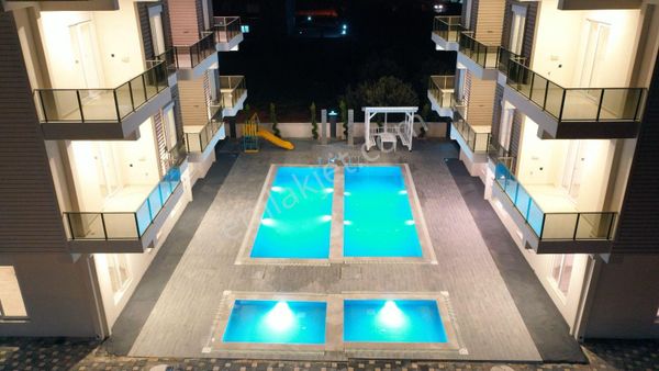 Varsak Ayanoğlu Mah Havuzlu Site 1+1 Sıfır Daire