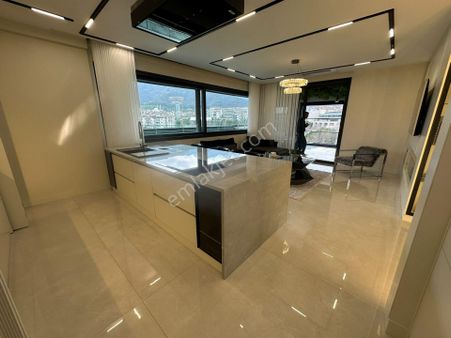 Şengül Gayrimenkulden Yenişehirde Her Daireye Özel Havuzlu Daire