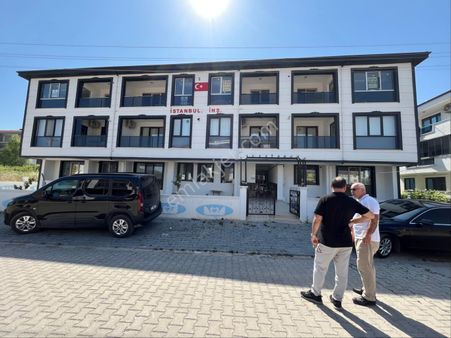 Yalova Merkez Adnan Menderes Mh 3+1 Arakat Satılık