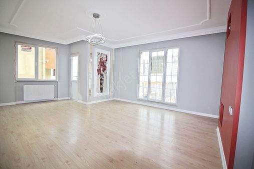 Esenyurt Üçevler Mah.arakat Geniş Kullanışlı Kaçırılmıycak Daire