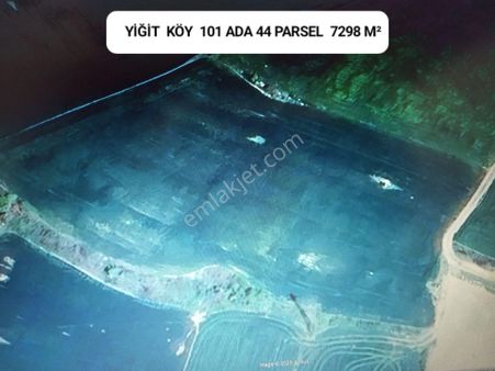 Roma' Dan Yiğitköy' De Satılık Tarla